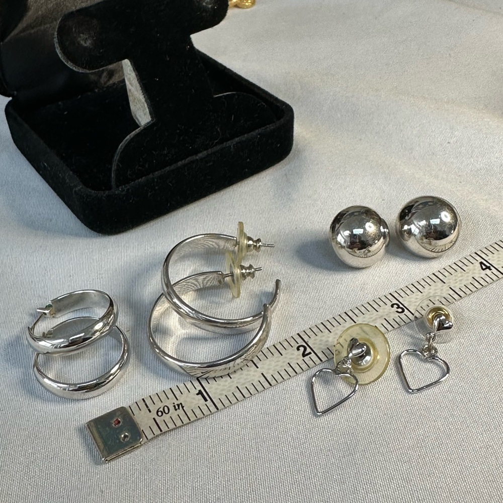 Vintage 70’s silvertone earring group Monet